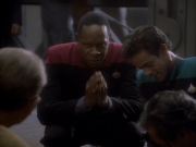 Filename=extant_StarTrekDS9_1x01-1x02-Emissary_7134.jpg
Filesize=146KiB
Dimensions=1200x900
Date added=May 22, 2019 extant_StarTrekDS9_1x01-1x02-Emissary_7134.jpg