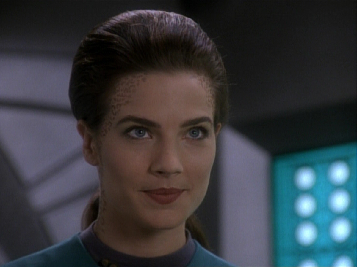 extant_StarTrekDS9_1x03-AManAlone_0144.jpg