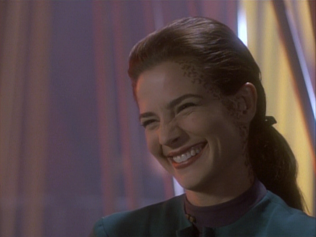 extant_StarTrekDS9_1x03-AManAlone_0474.jpg