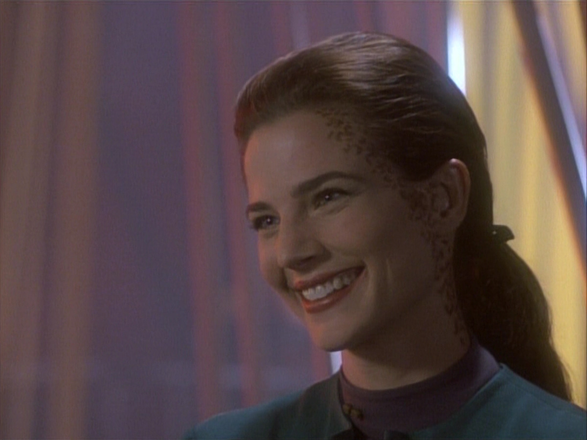 extant_StarTrekDS9_1x03-AManAlone_0476.jpg