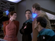 extant_StarTrekDS9_1x03-AManAlone_1637.jpg