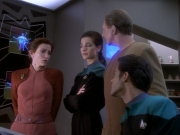 extant_StarTrekDS9_1x03-AManAlone_1638.jpg