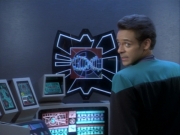 extant_StarTrekDS9_1x03-AManAlone_1647.jpg