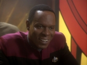 extant_StarTrekDS9_1x03-AManAlone_2767.jpg