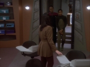 extant_StarTrekDS9_1x03-AManAlone_3529.jpg