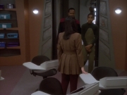 extant_StarTrekDS9_1x03-AManAlone_3530.jpg