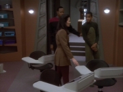 extant_StarTrekDS9_1x03-AManAlone_3531.jpg