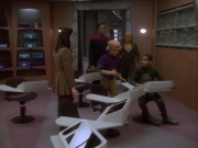 extant_StarTrekDS9_1x03-AManAlone_3541.jpg