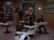 extant_StarTrekDS9_1x03-AManAlone_3549.jpg