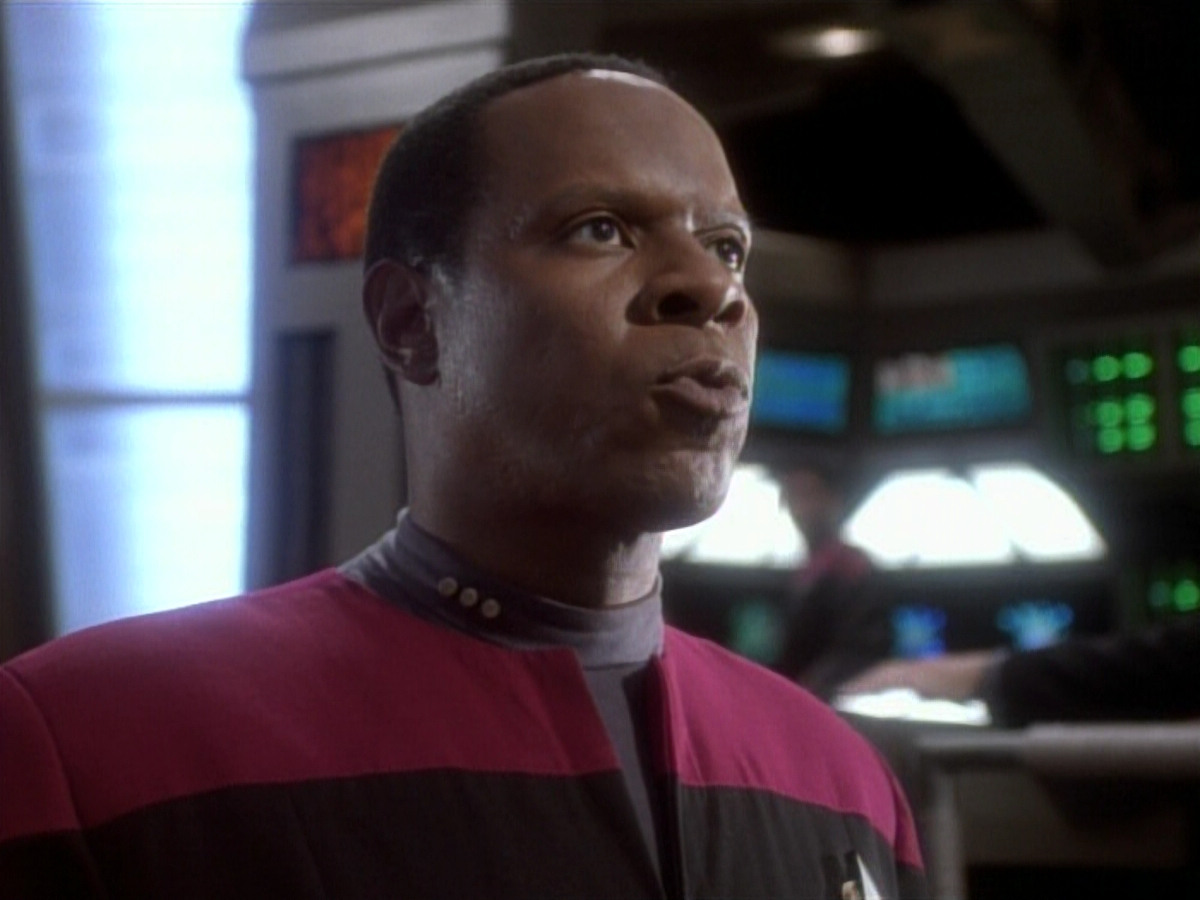 extant_StarTrekDS9_1x04-PastPrologue_0347.jpg