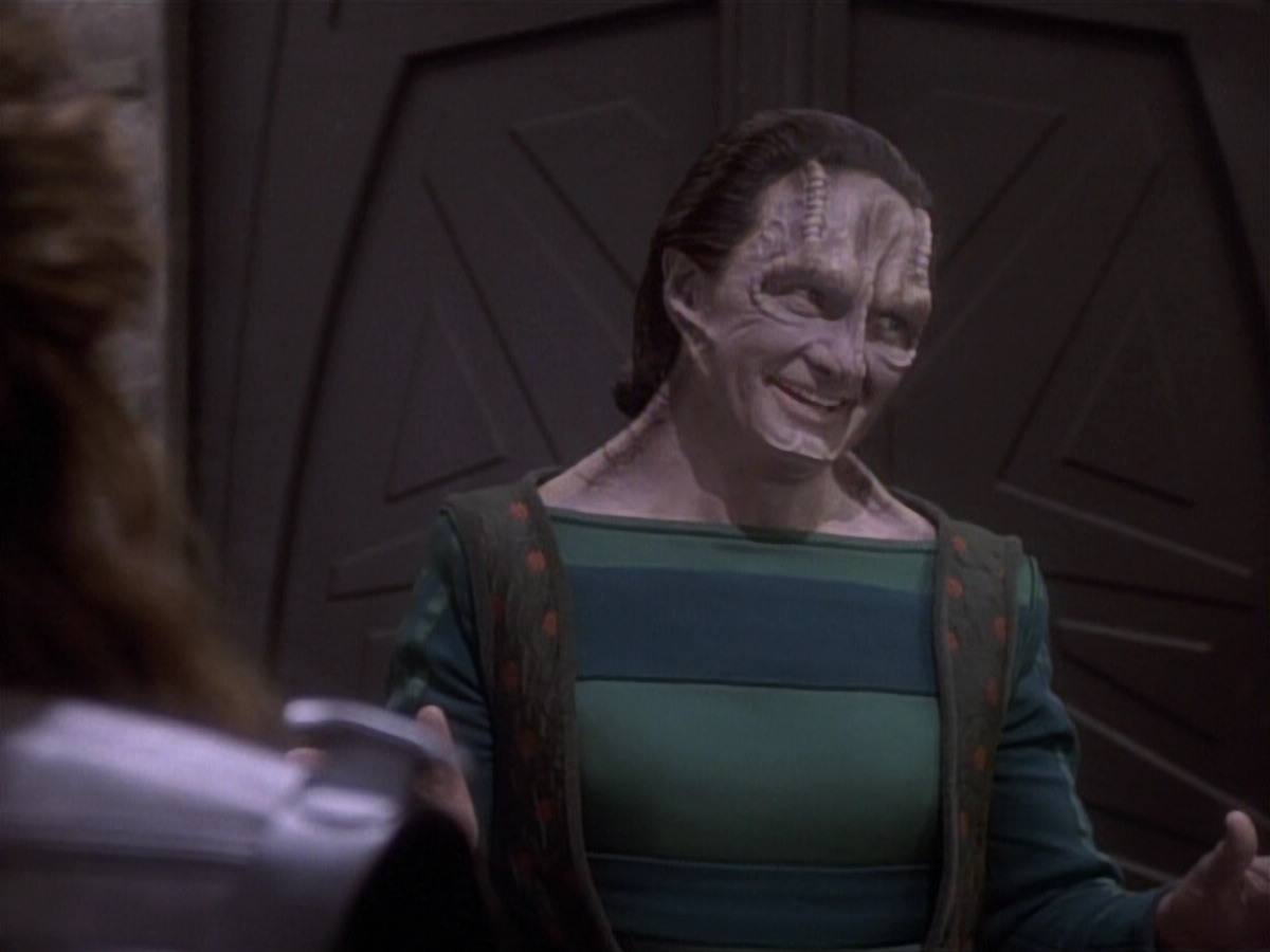 extant_StarTrekDS9_1x04-PastPrologue_1871.jpg