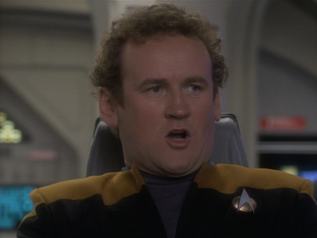 extant_StarTrekDS9_1x04-PastPrologue_3395.jpg