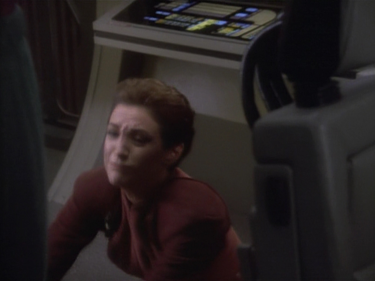 extant_StarTrekDS9_1x04-PastPrologue_3421.jpg