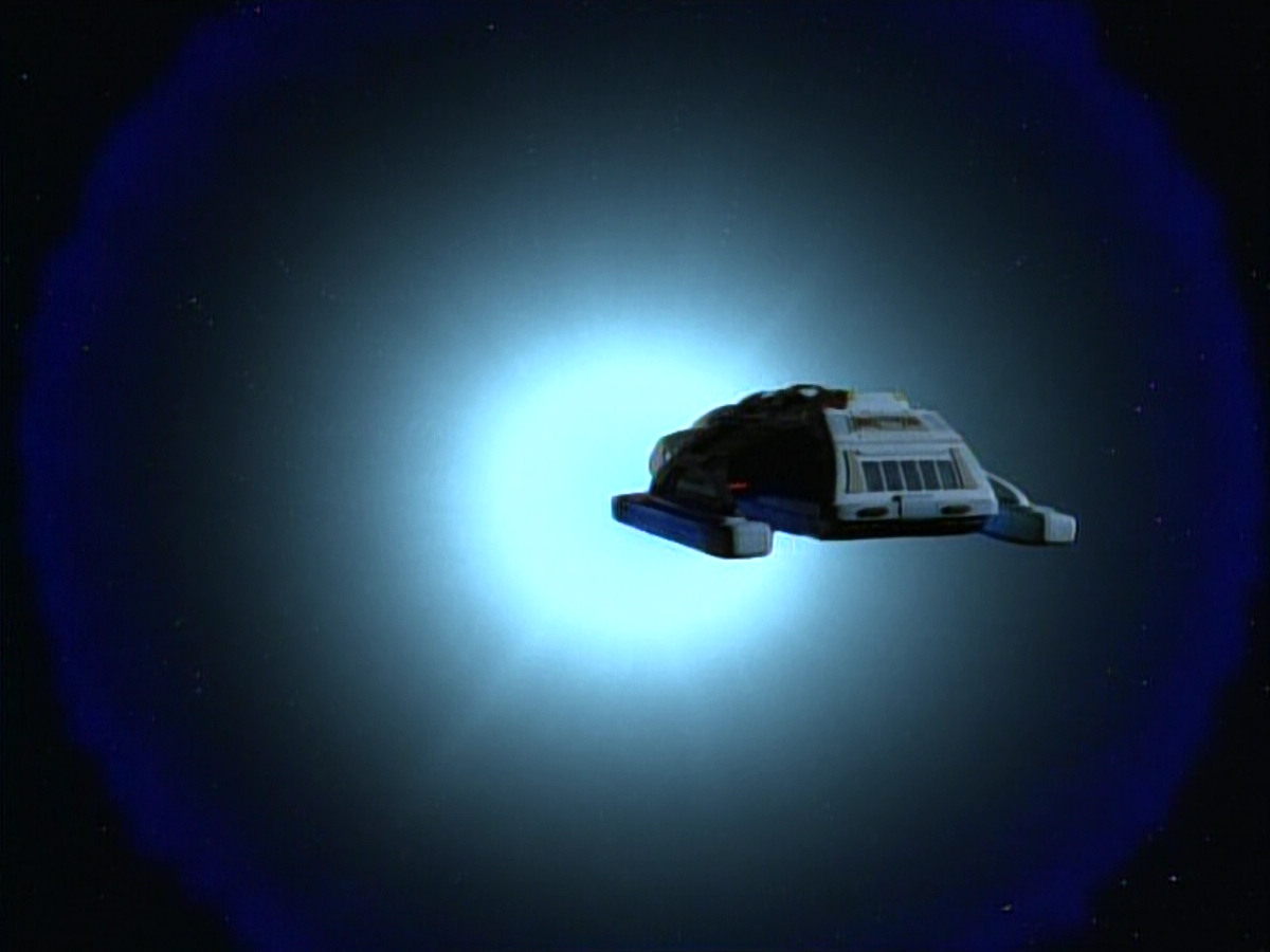 extant_StarTrekDS9_1x04-PastPrologue_3444.jpg