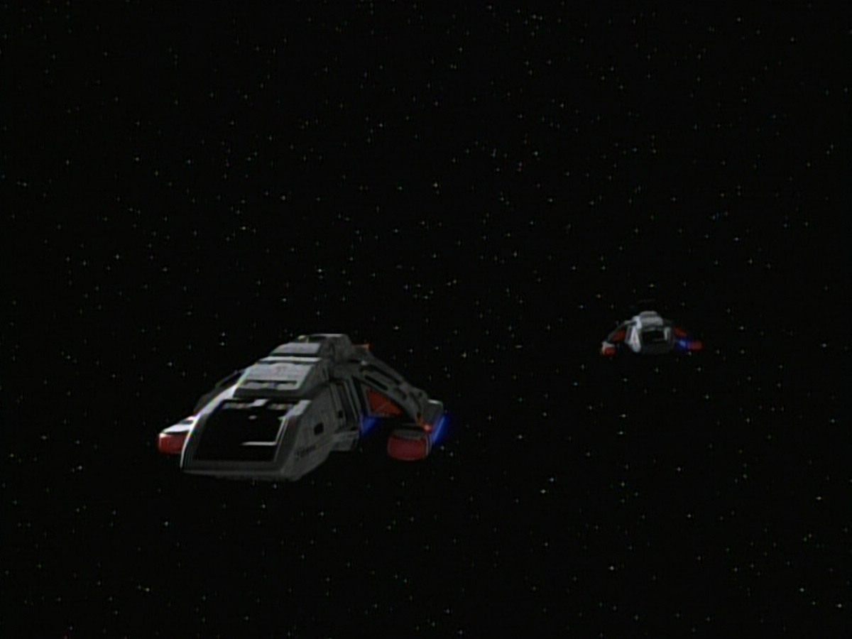 extant_StarTrekDS9_1x04-PastPrologue_3459.jpg