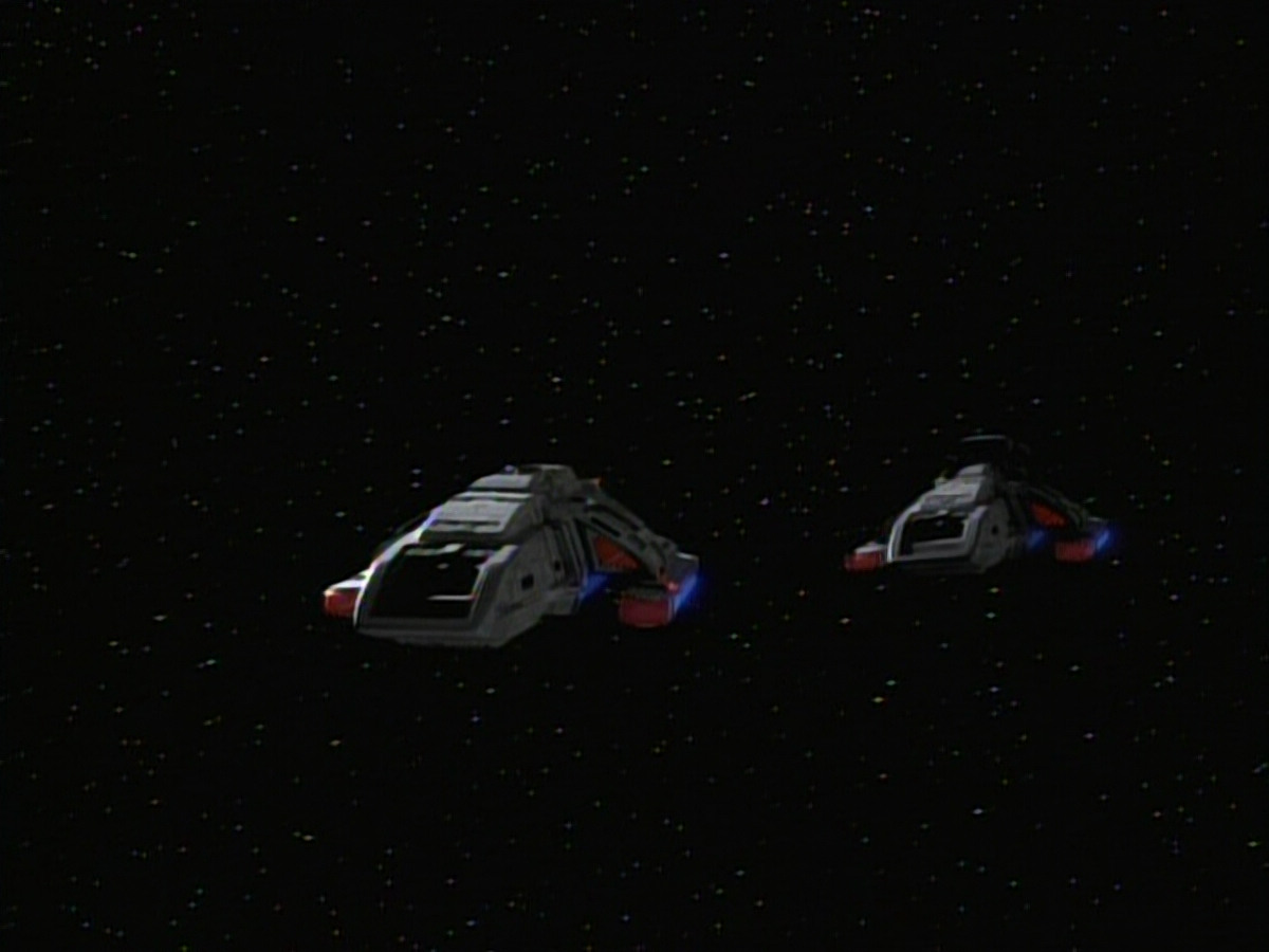 extant_StarTrekDS9_1x04-PastPrologue_3461.jpg