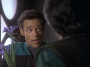 extant_StarTrekDS9_1x04-PastPrologue_0059.jpg
