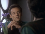 extant_StarTrekDS9_1x04-PastPrologue_0063.jpg