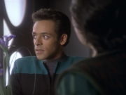 extant_StarTrekDS9_1x04-PastPrologue_0093.jpg