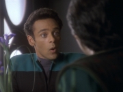 extant_StarTrekDS9_1x04-PastPrologue_0114.jpg