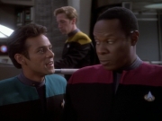 extant_StarTrekDS9_1x04-PastPrologue_0236.jpg