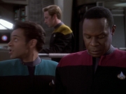 extant_StarTrekDS9_1x04-PastPrologue_0239.jpg