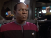 extant_StarTrekDS9_1x04-PastPrologue_0454.jpg