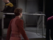 extant_StarTrekDS9_1x04-PastPrologue_0481.jpg