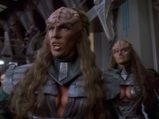 extant_StarTrekDS9_1x04-PastPrologue_1323.jpg