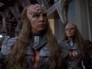 extant_StarTrekDS9_1x04-PastPrologue_1328.jpg