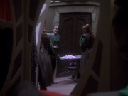 Filename=extant_StarTrekDS9_1x04-PastPrologue_1846.jpg
Filesize=138KiB
Dimensions=1200x900
Date added=May 22, 2019 extant_StarTrekDS9_1x04-PastPrologue_1846.jpg