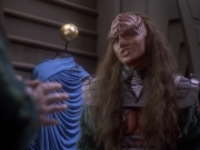 extant_StarTrekDS9_1x04-PastPrologue_1887.jpg