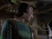 extant_StarTrekDS9_1x04-PastPrologue_2162.jpg