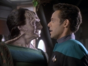extant_StarTrekDS9_1x04-PastPrologue_2253.jpg
