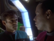 extant_StarTrekDS9_1x04-PastPrologue_2348.jpg
