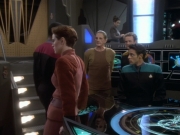 extant_StarTrekDS9_1x04-PastPrologue_2848.jpg