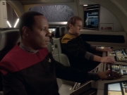 extant_StarTrekDS9_1x04-PastPrologue_2950.jpg