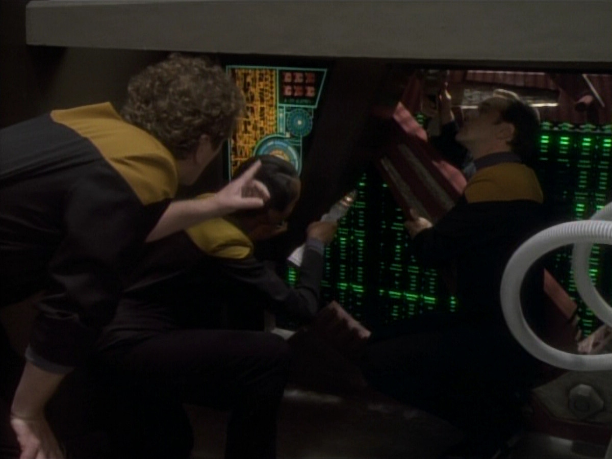 extant_StarTrekDS9_1x05-Babel_00032.jpg
