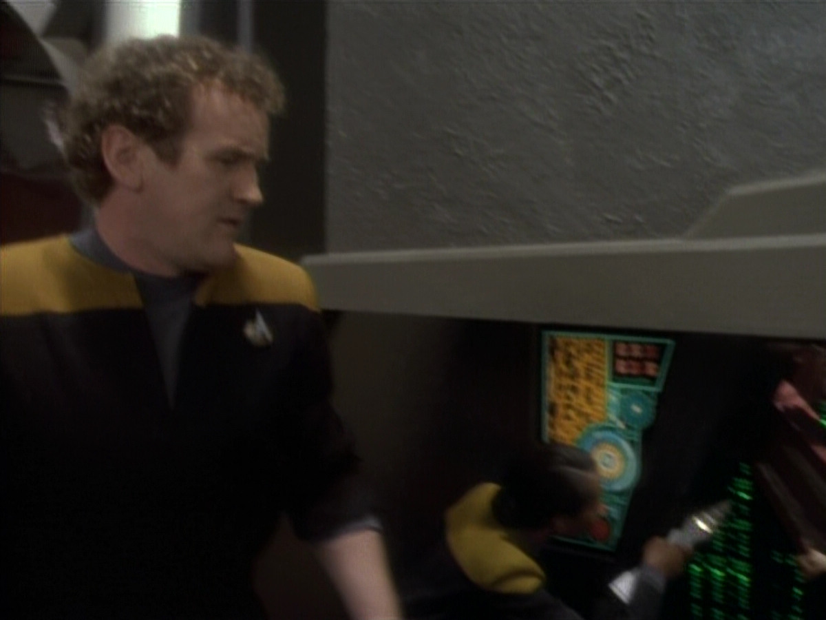 extant_StarTrekDS9_1x05-Babel_00036.jpg