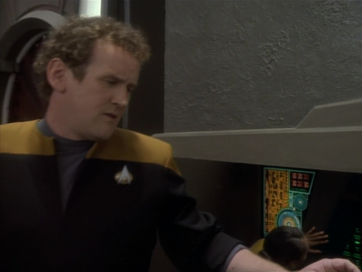 extant_StarTrekDS9_1x05-Babel_00037.jpg