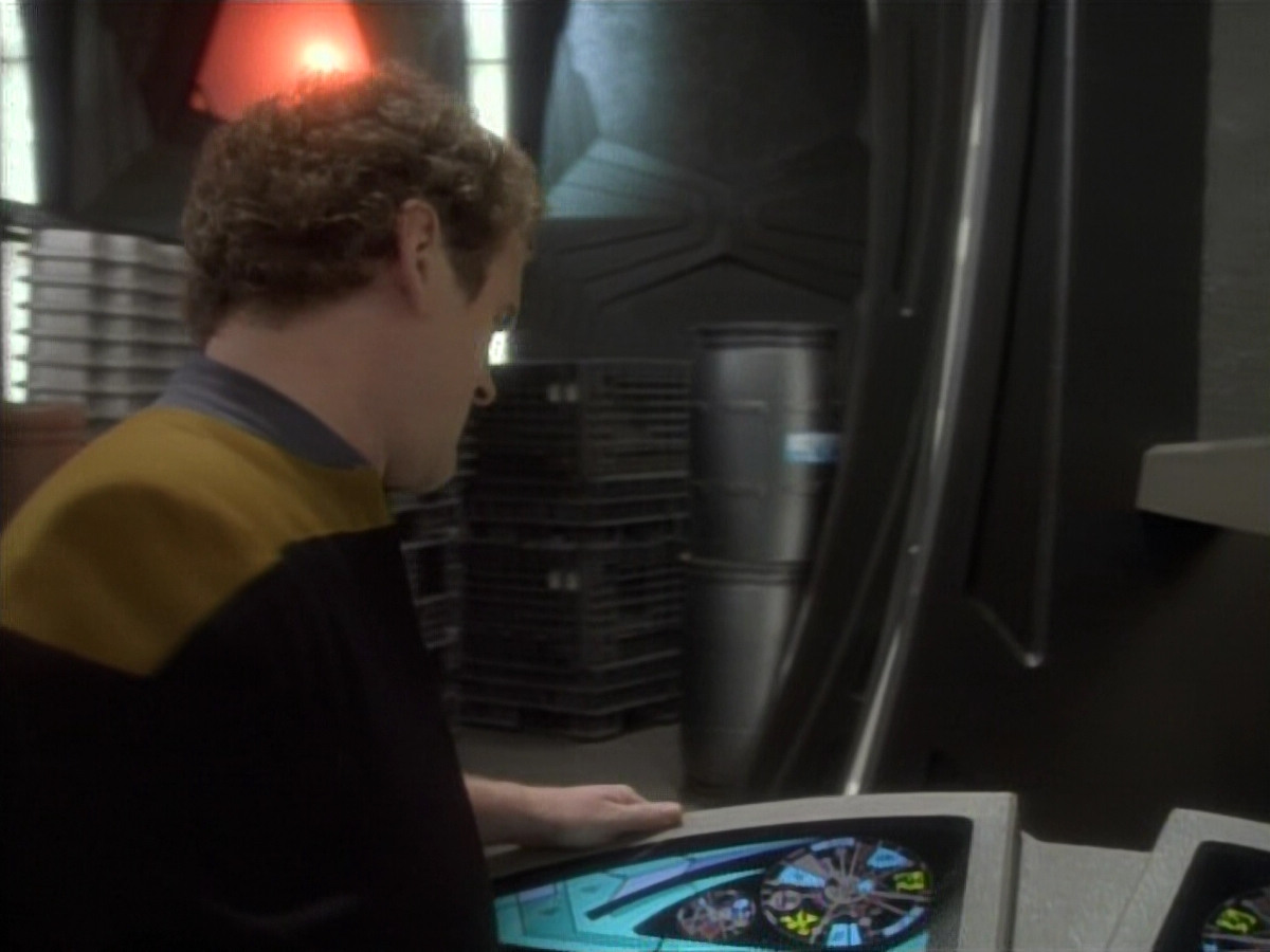 extant_StarTrekDS9_1x05-Babel_00040.jpg