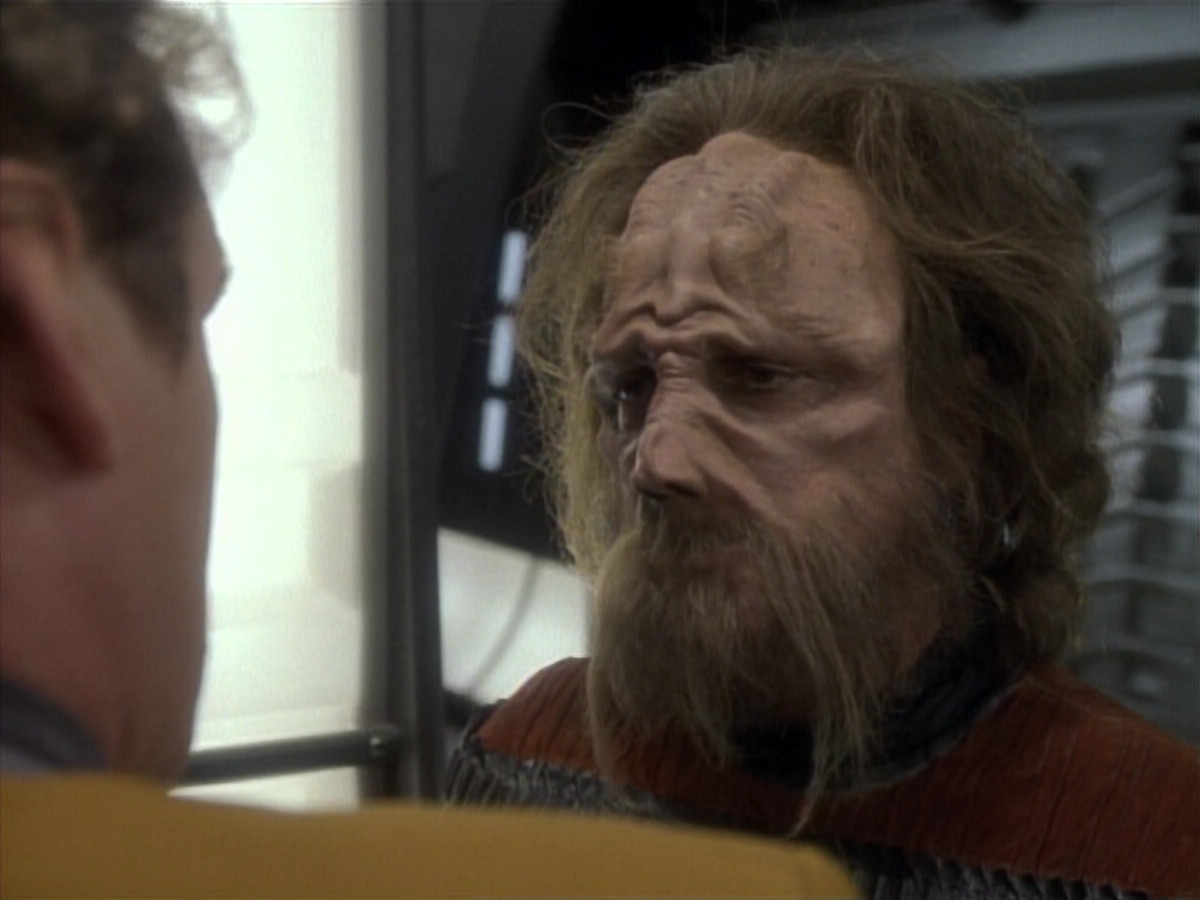 extant_StarTrekDS9_1x05-Babel_00094.jpg