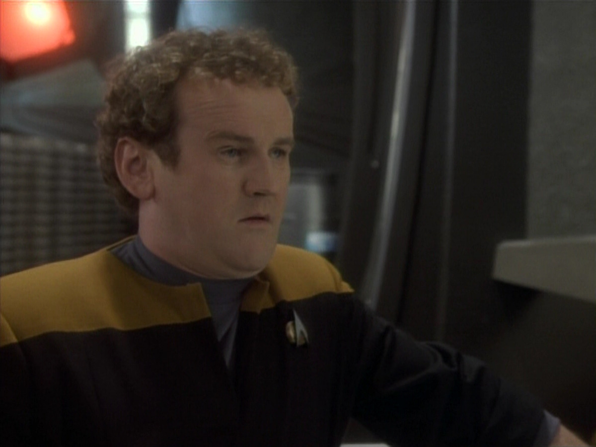 extant_StarTrekDS9_1x05-Babel_00102.jpg