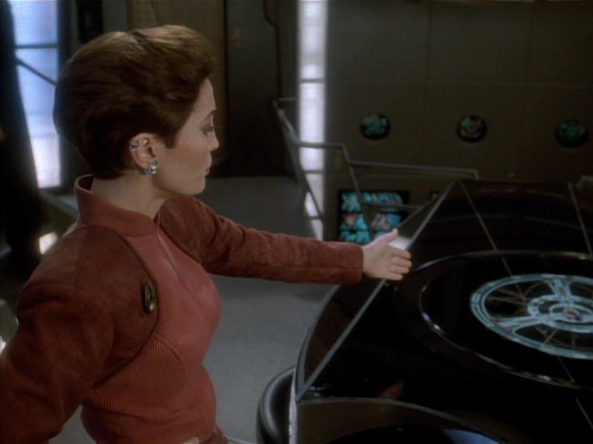 extant_StarTrekDS9_1x05-Babel_00177.jpg