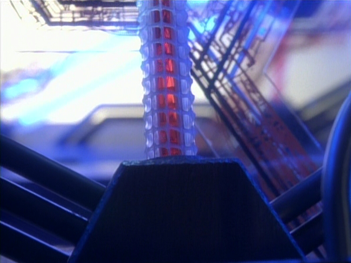 extant_StarTrekDS9_1x05-Babel_00371.jpg