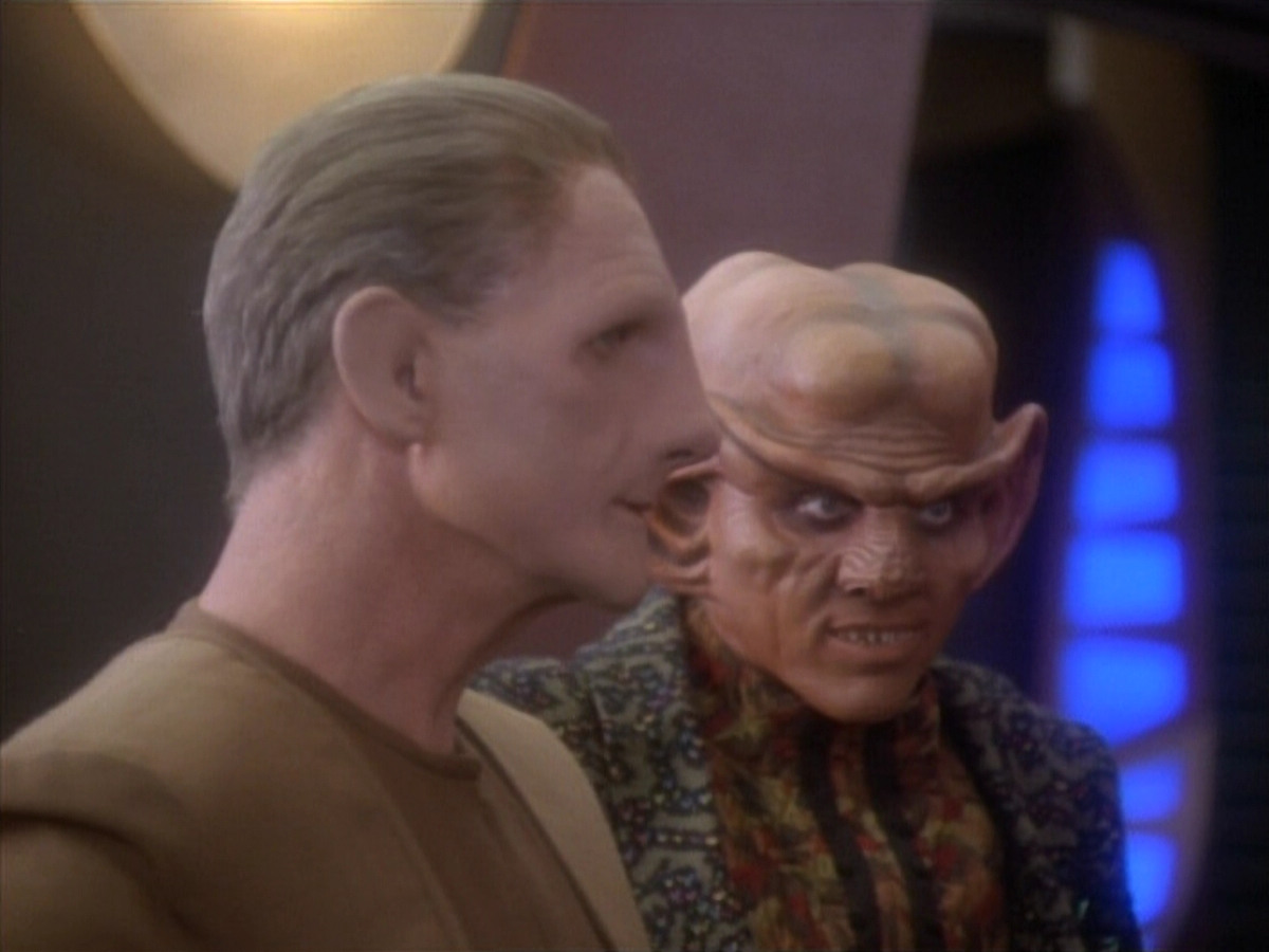 extant_StarTrekDS9_1x05-Babel_00562.jpg