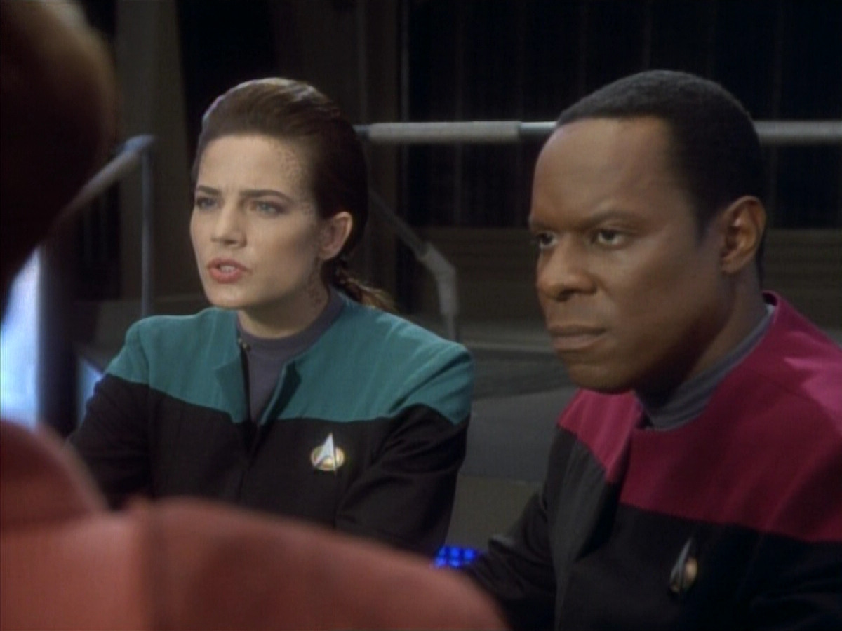 extant_StarTrekDS9_1x05-Babel_01173.jpg