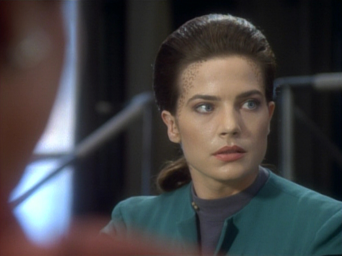 extant_StarTrekDS9_1x05-Babel_01260.jpg