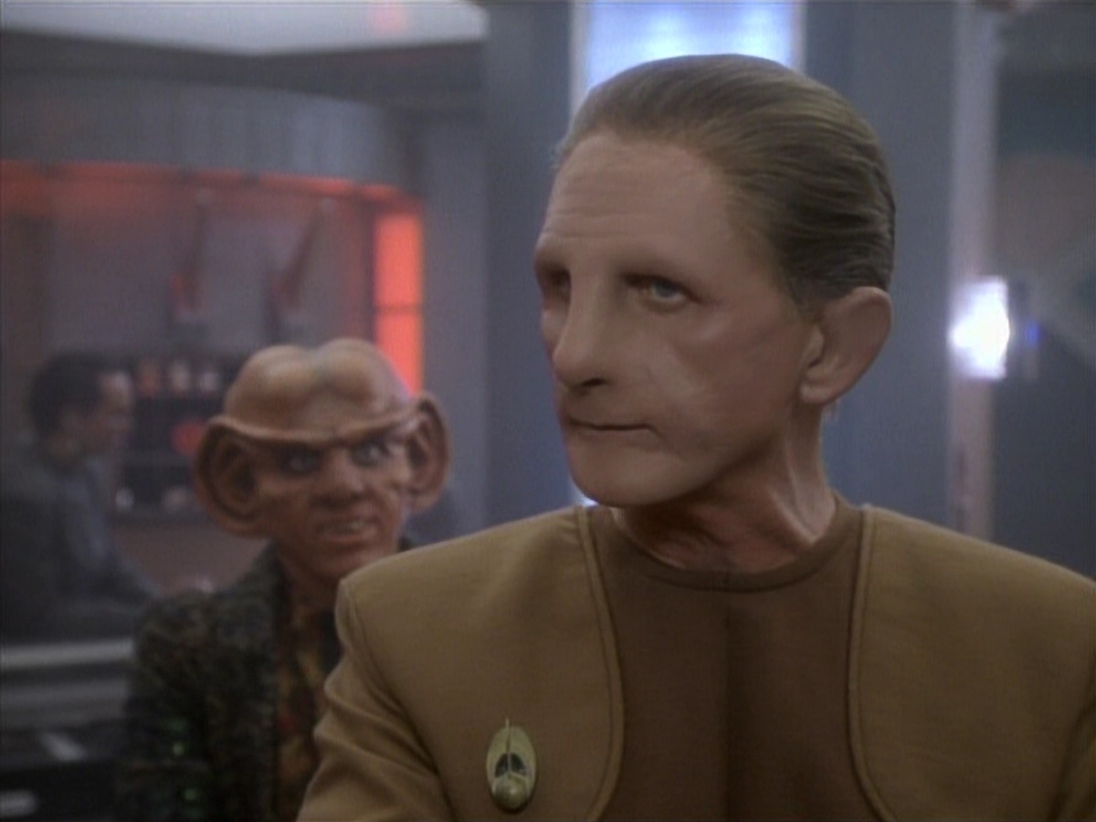 extant_StarTrekDS9_1x05-Babel_01377.jpg