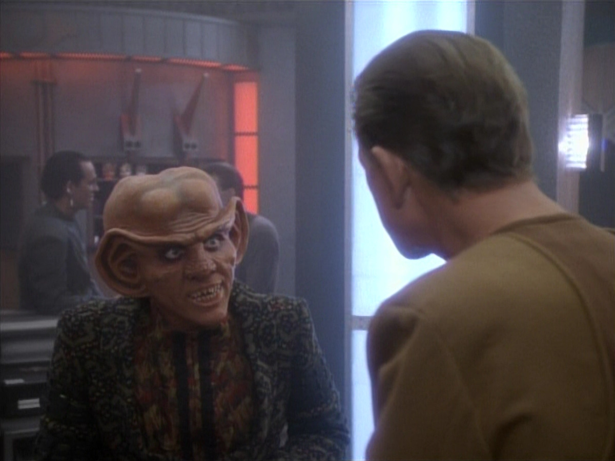 extant_StarTrekDS9_1x05-Babel_01391.jpg